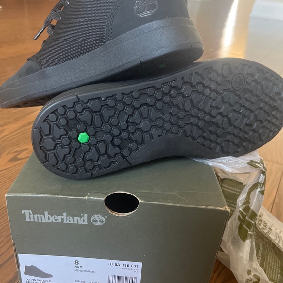 Brand New size 8 - Picture 4 of 4